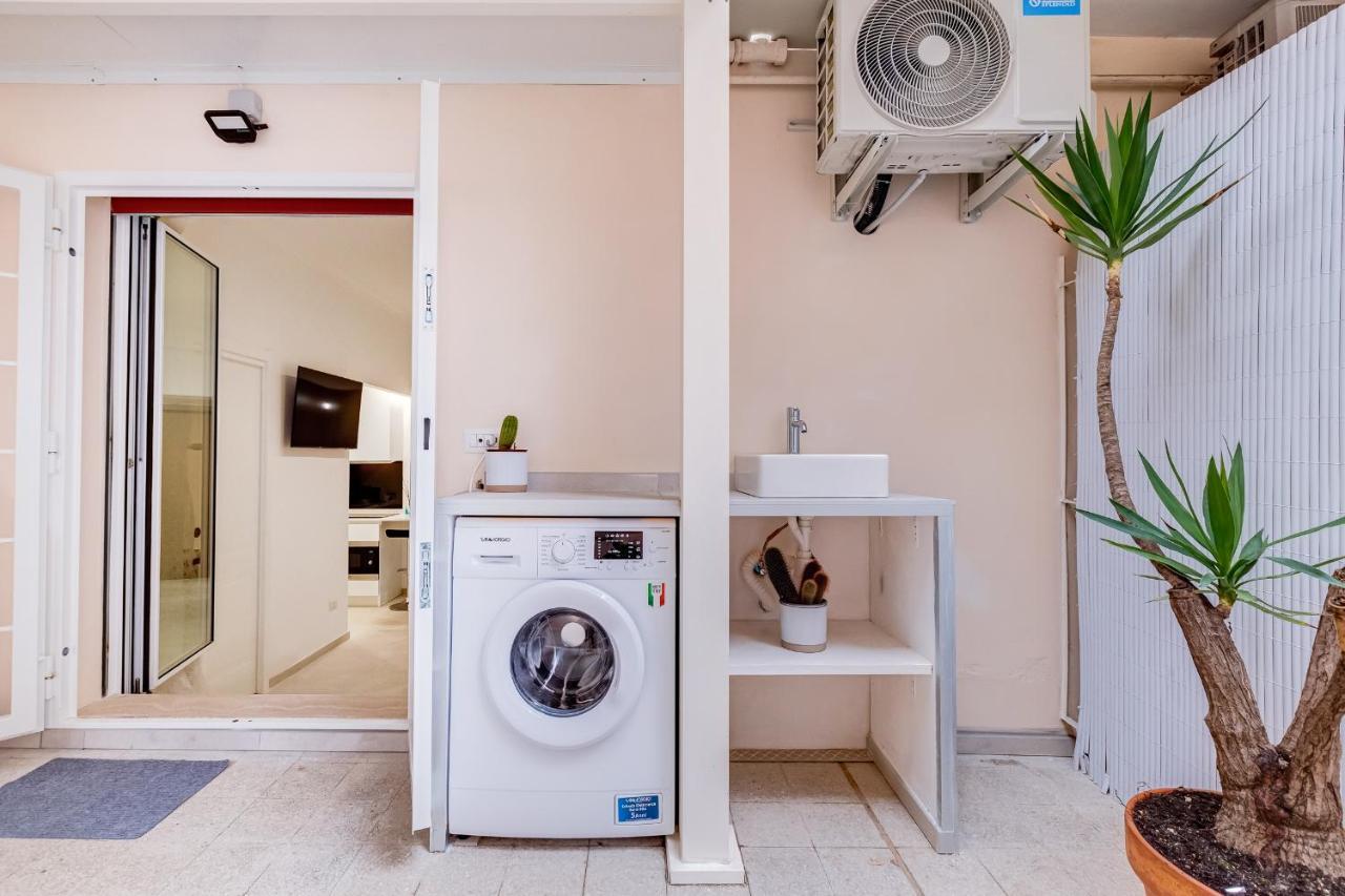 96 Degli Ubaldi Charming Suite Rome Bagian luar foto