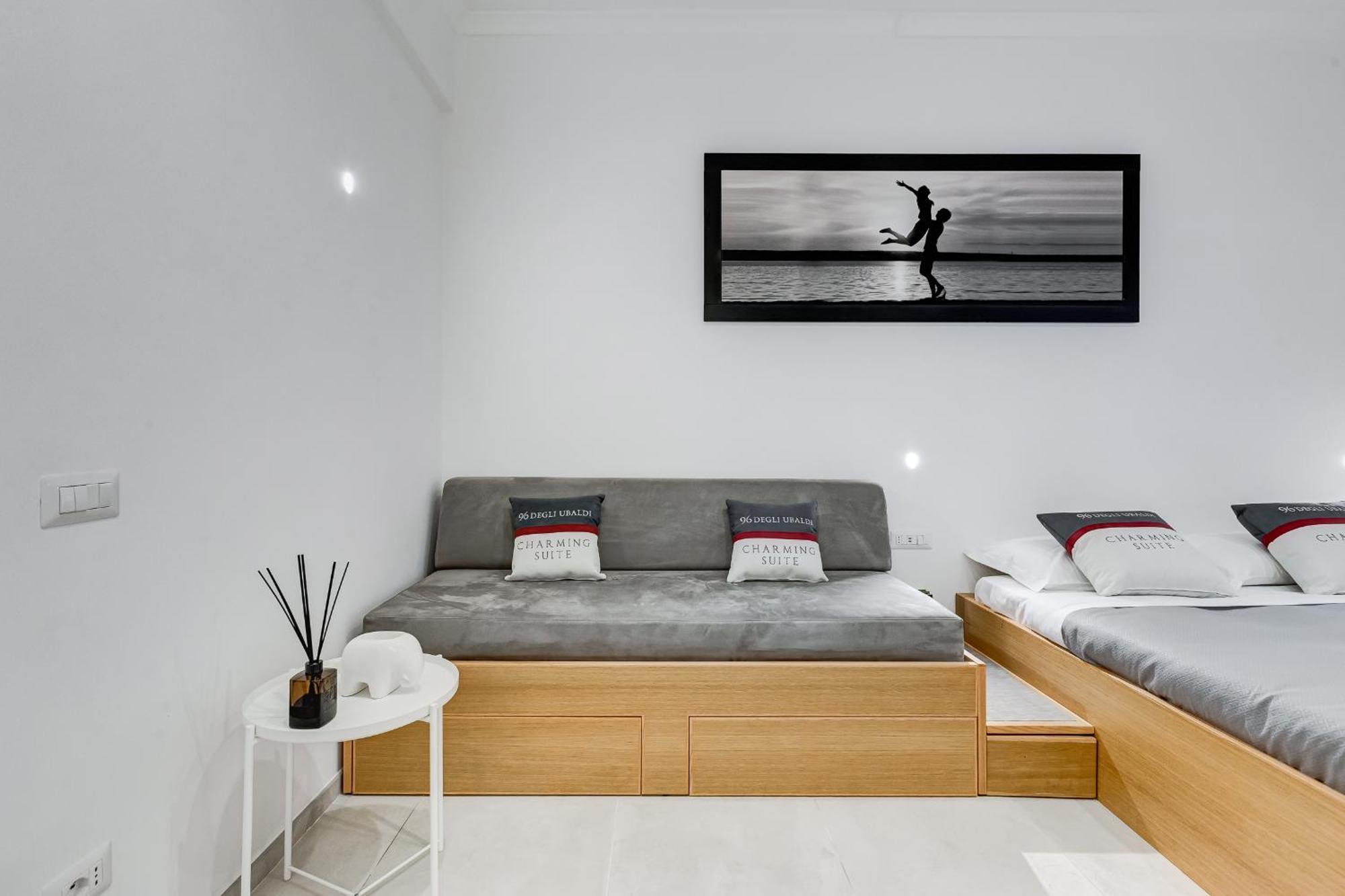 96 Degli Ubaldi Charming Suite Rome Bagian luar foto